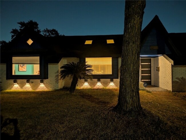 Building Photo - 6518 Kury Ln