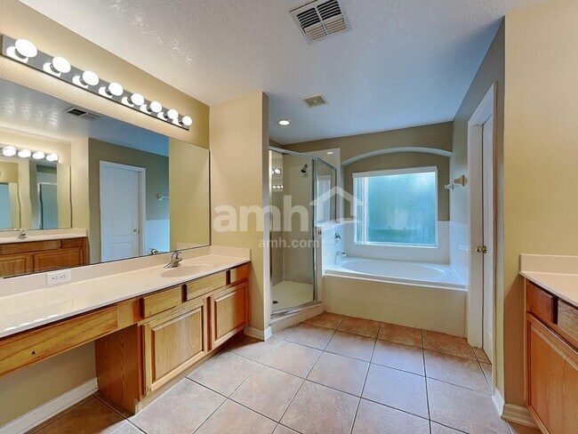 Building Photo - 9448 Candice Ct