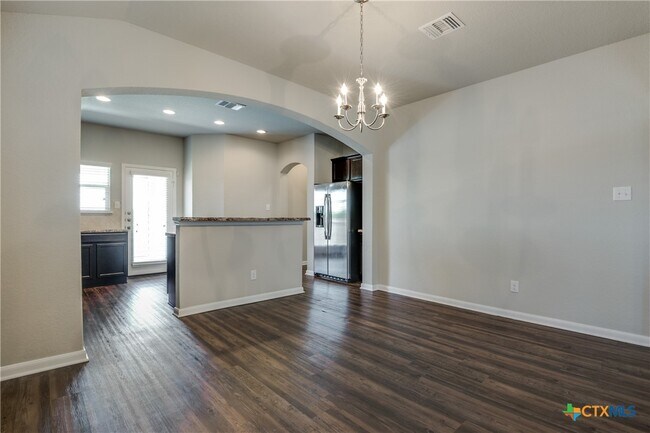 Building Photo - 1041 Lauren St