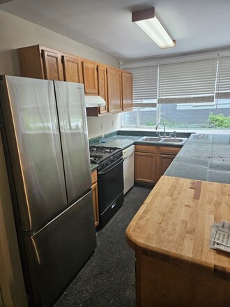 Building Photo - 1357 Oxford Rd NE