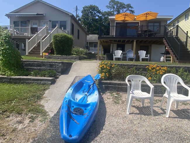 Building Photo - 2972 Holland Dr