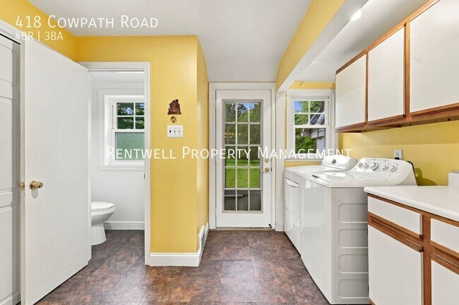 Building Photo - 418 Cowpath Rd