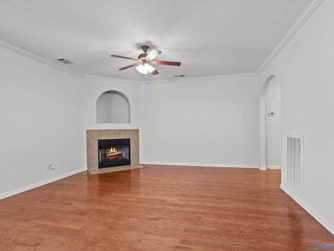 Building Photo - 14433 Royal St George