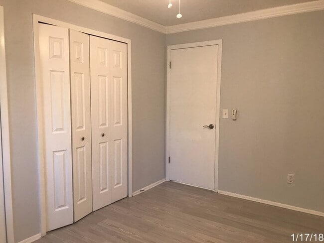 Building Photo - Contemporary 3/2 2-Car Garage Pool Home at Clubhouse Estates in Dr. Phillips Area