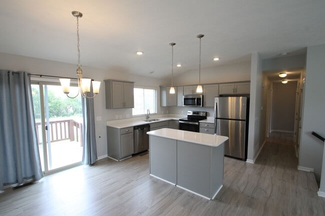 Fall Move In Special!!! 1/2 Off 1st Month... - Fall Move In Special!!!  1/2 Off 1st Month...