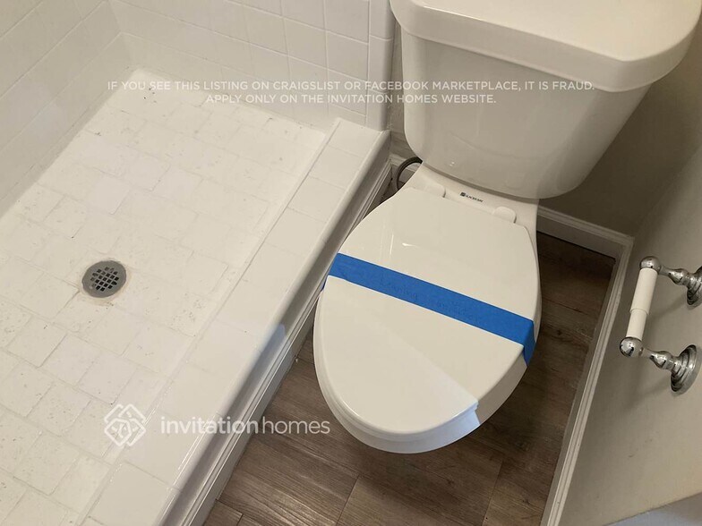 Building Photo - 5066 Stoney Point Ln