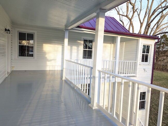 Building Photo - Beautifully Restored Home in Clarke County