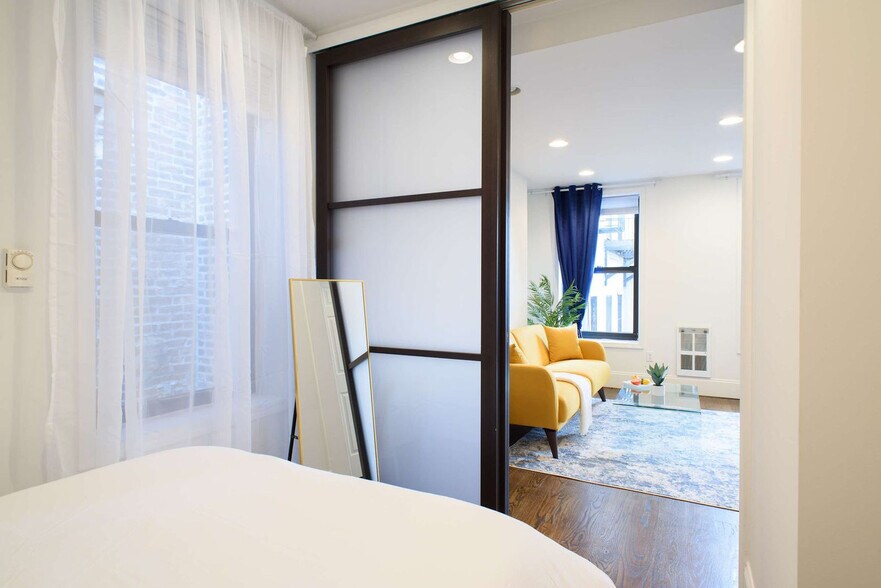 Building Photo - 69a Clinton St