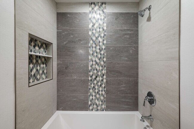 Building Photo - Charming Modern Home with Chef’s Kitchen & Spacious Outdoor Living