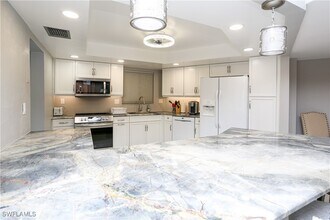 Building Photo - 413 Augusta Blvd