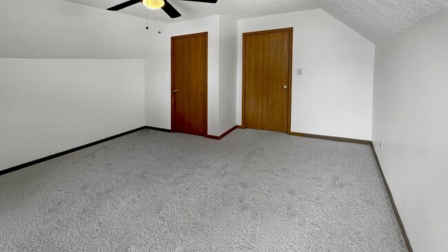 Building Photo - 3325 Claremont Ave