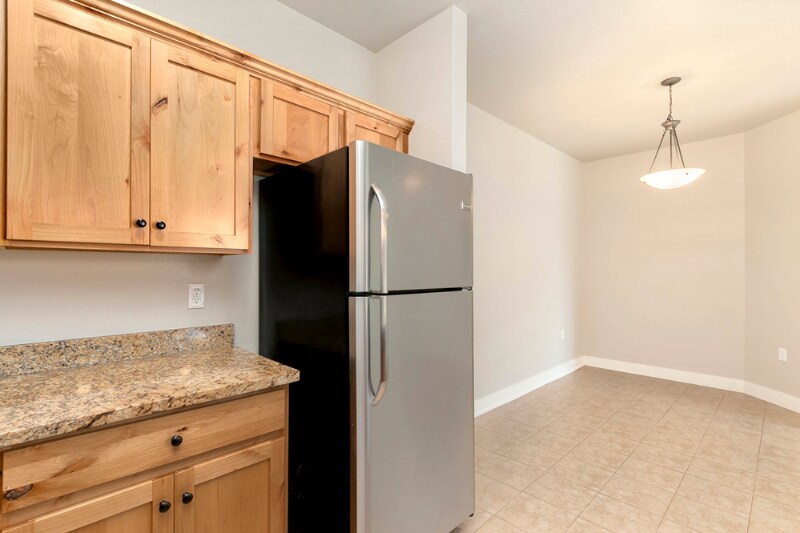 Building Photo - 2445 Windrow Dr