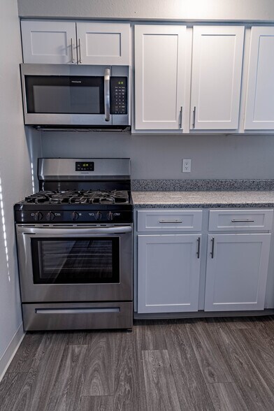 Upgraded Kitchen - The Chaparral Apartments