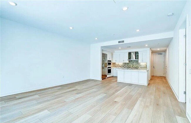 Building Photo - 1204 Rivington
