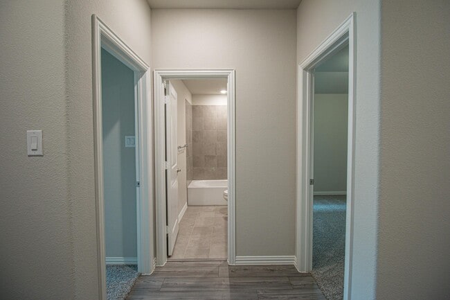 Building Photo - 3505 Riviera Ct