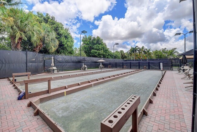 Building Photo - 8127 Playa Del Sur Blvd