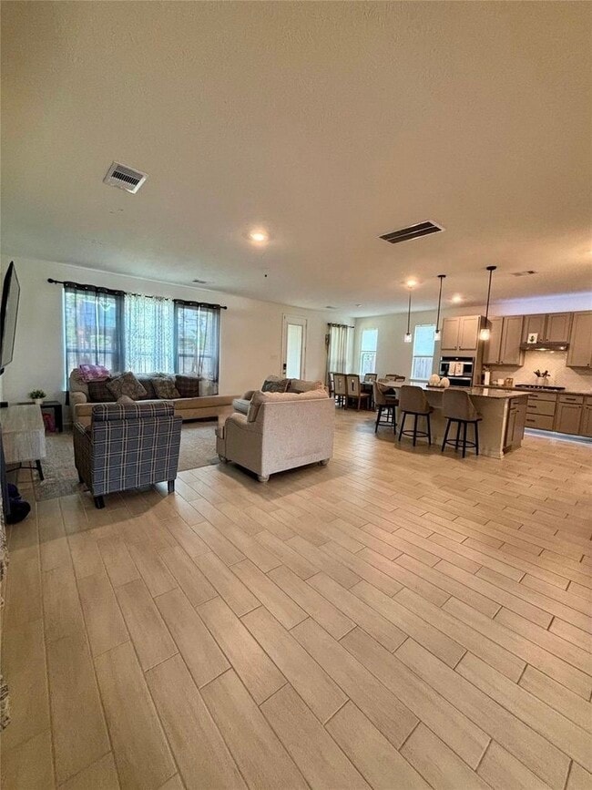 Building Photo - 734 Hardwood Grv Ct