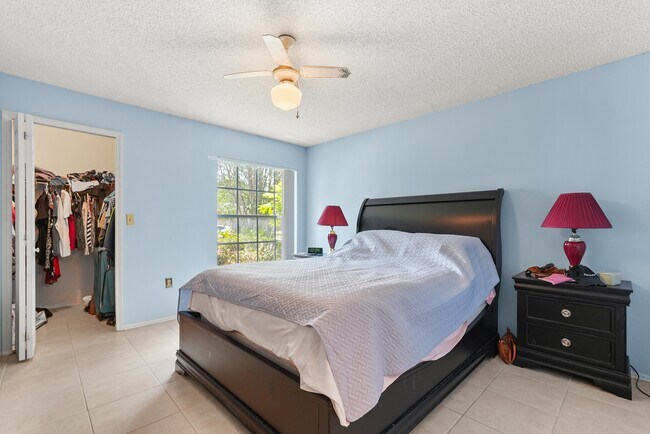 Building Photo - 11891 Atlin Dr
