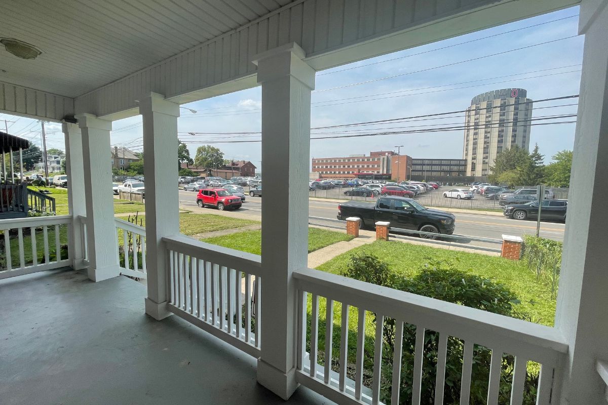 Front Porch - 1449 E Long St