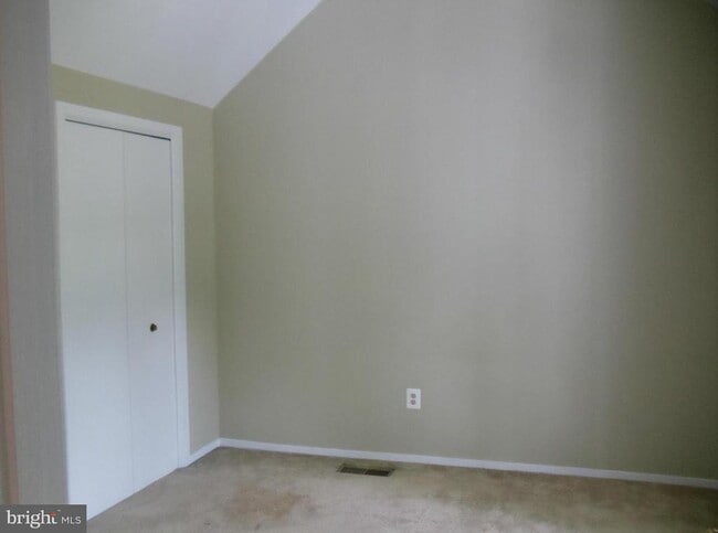 Building Photo - 308 Loudoun St SW