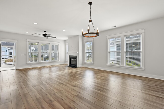 Building Photo - 3953 Bessemer Rd