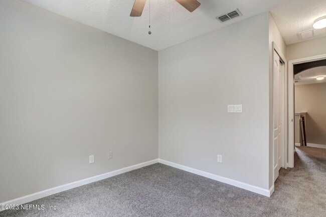 Building Photo - 4220 Plantation Oaks Blvd
