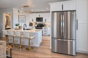 Building Photo - 14620 Yerba Buena Way