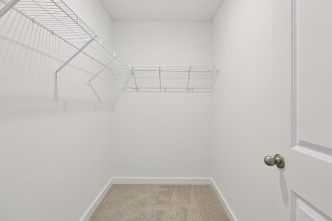 Building Photo - 7148 Cedarcrest Ct