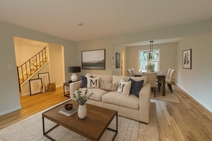 Building Photo - 2 Walnut St