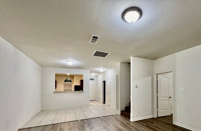 Building Photo - 6233 White Jade Dr