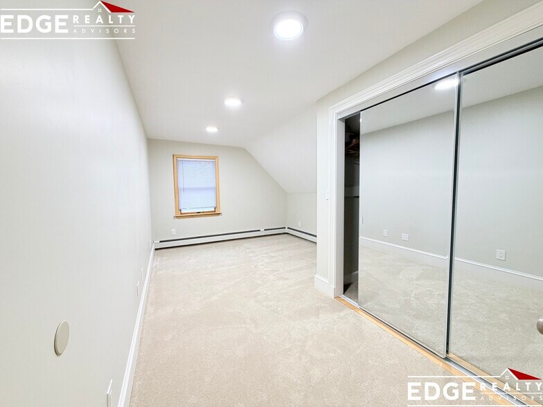 Building Photo - 46 Shannon St