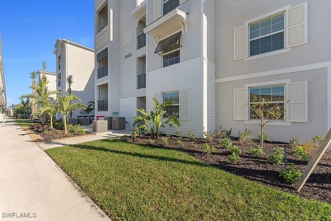 Building Photo - 5555 Double Eagle Cir