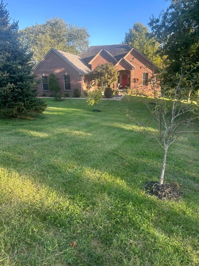 Building Photo - 409 Lawson Dr