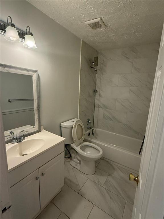 Building Photo - 4967 Comanche Ct NW