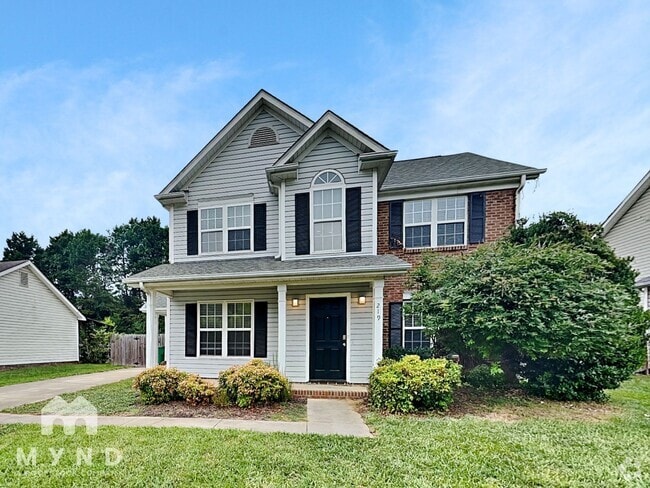 Building Photo - 219 Chattaroy Dr