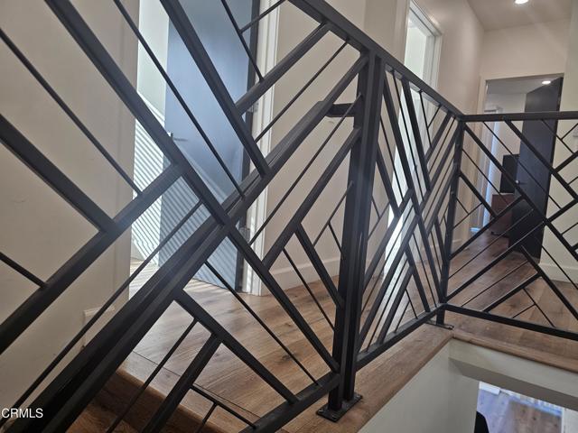 Building Photo - 14550 Burbank Blvd