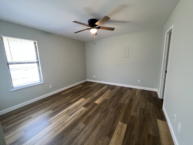 Ceiling fans in bedrooms - 3680 W Sylvania St