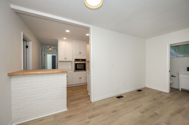 Building Photo - Contemporary Mid Century Modern and updated 3 Bedroom Ranch