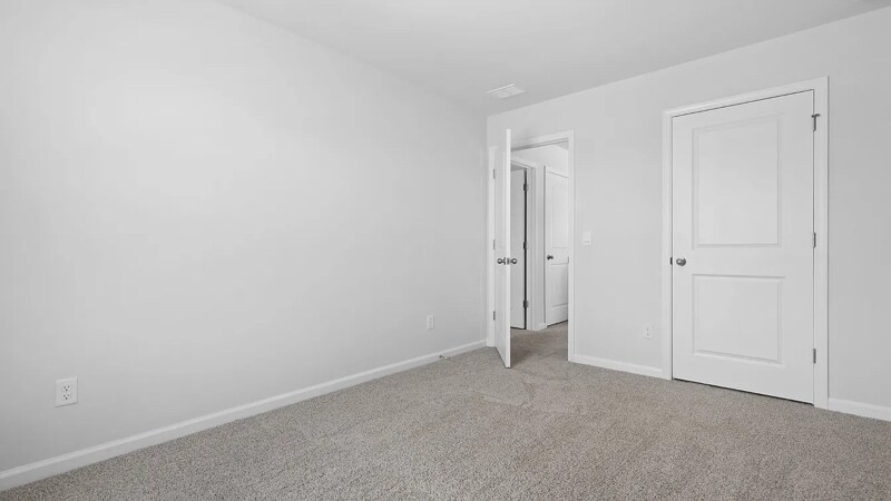Building Photo - 412 Delahays Rd
