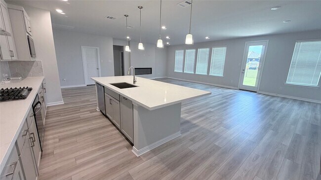 Building Photo - 14029 Alfafar Ct