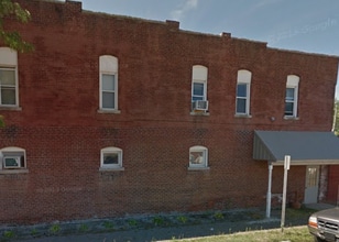 Building Photo - 204 W  Washington st apt 2