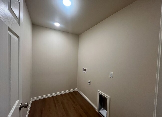 Building Photo - Brand New Construction in Midland, TX