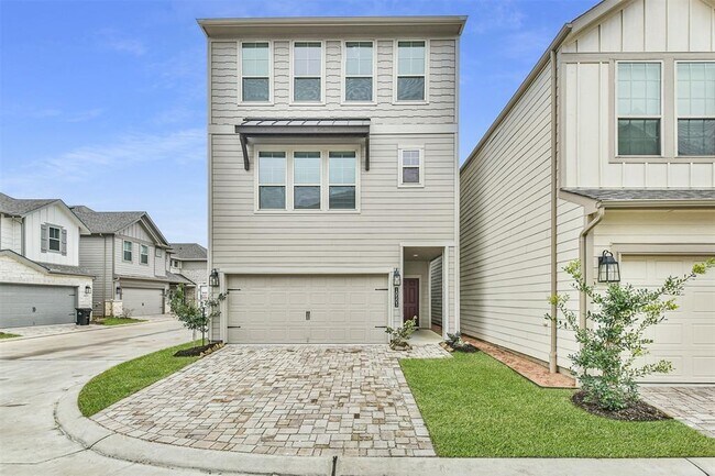 Building Photo - 10503 Marston Vineyard Dr