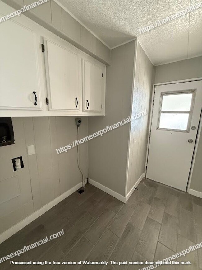 Building Photo - Nice Home For Rent