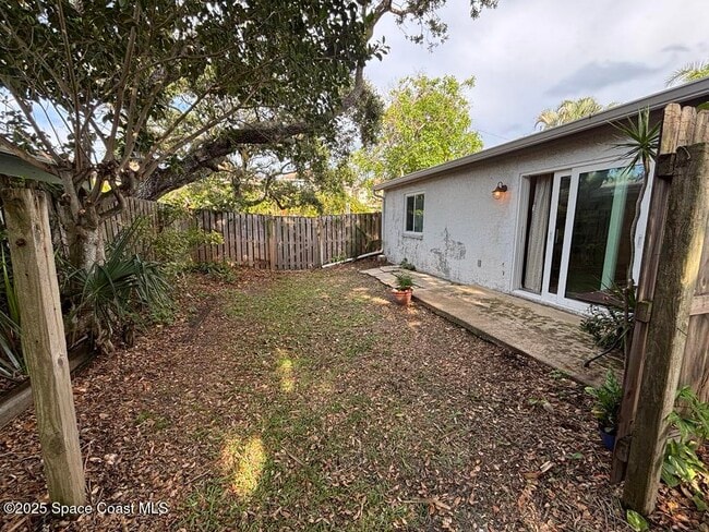 Building Photo - 330 S Orlando Ave