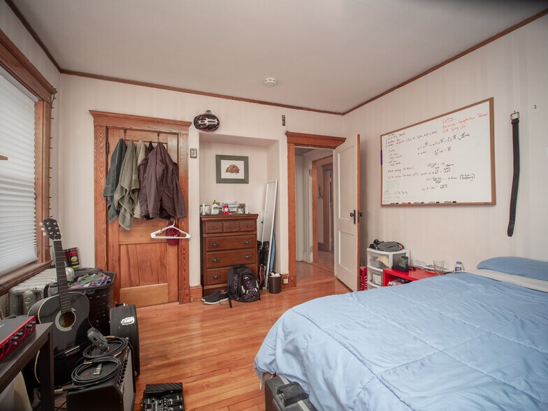 Building Photo - 60 Powder House Blvd