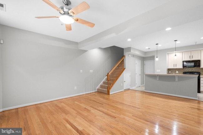 Building Photo - 7240 Elkridge Crossing Way