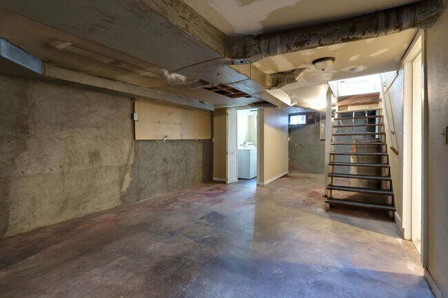 Building Photo - Charming 1901 Bungalow with Modern Updates...