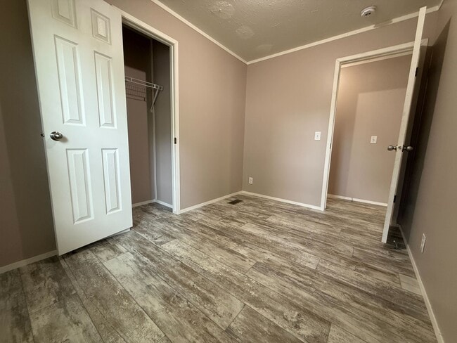 Building Photo - 11750 Cascade Cir