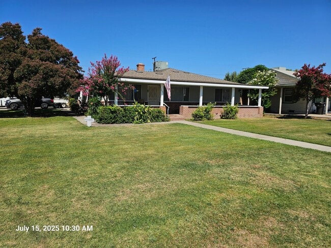 Primary Photo - 705 N G St